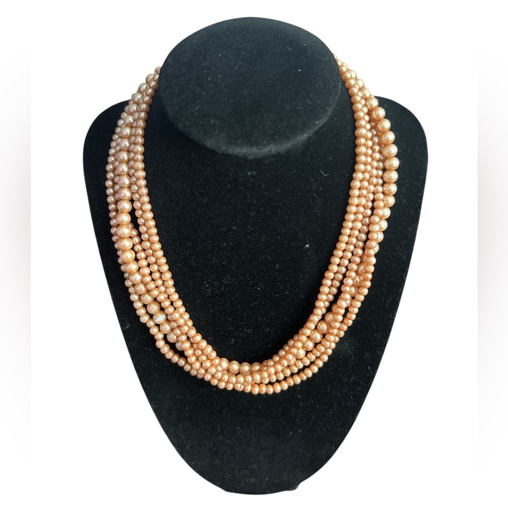 Elegant Gold Beaded Necklace